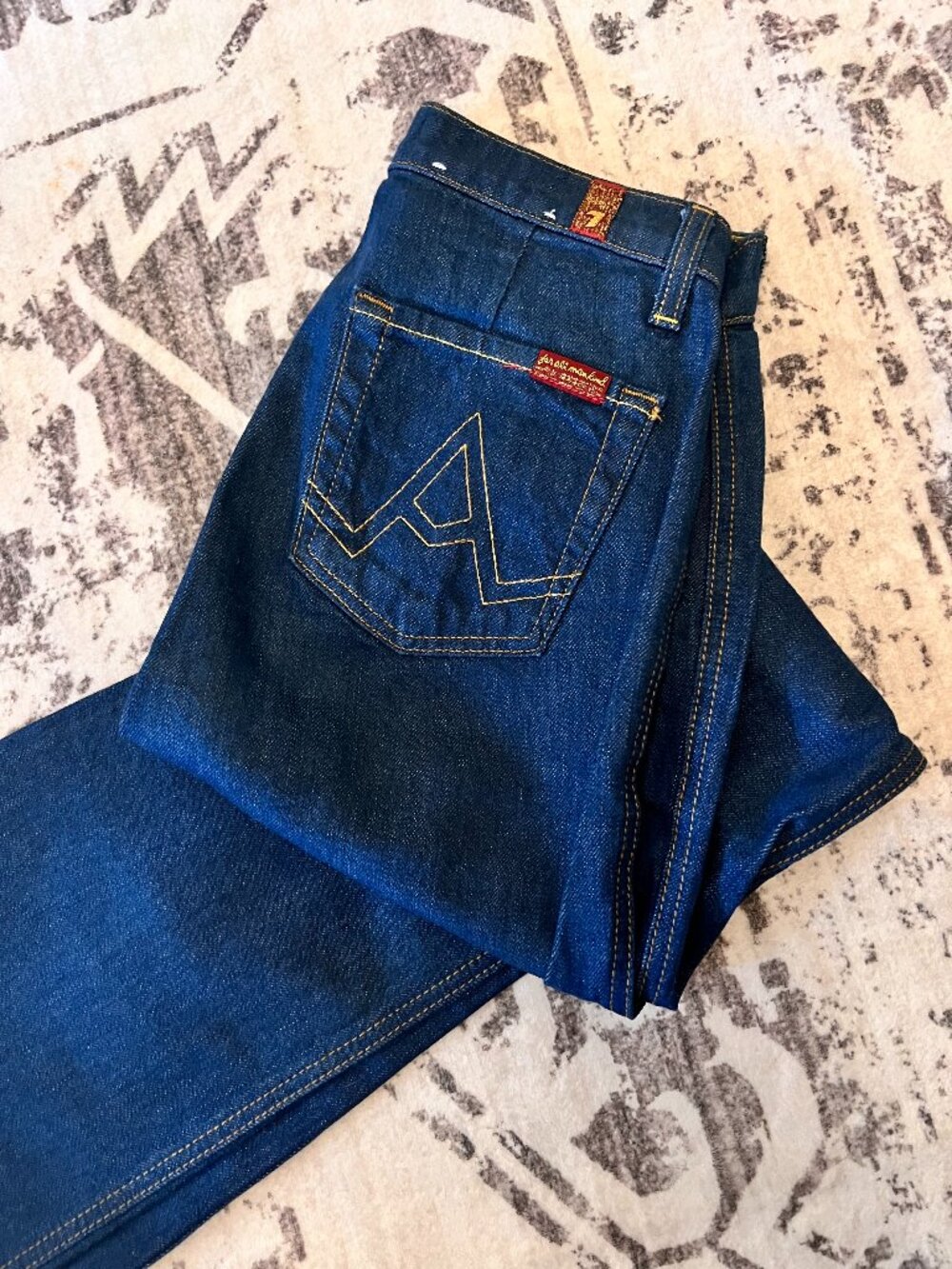 7 For All Mankind Flare Jeans. Size 25